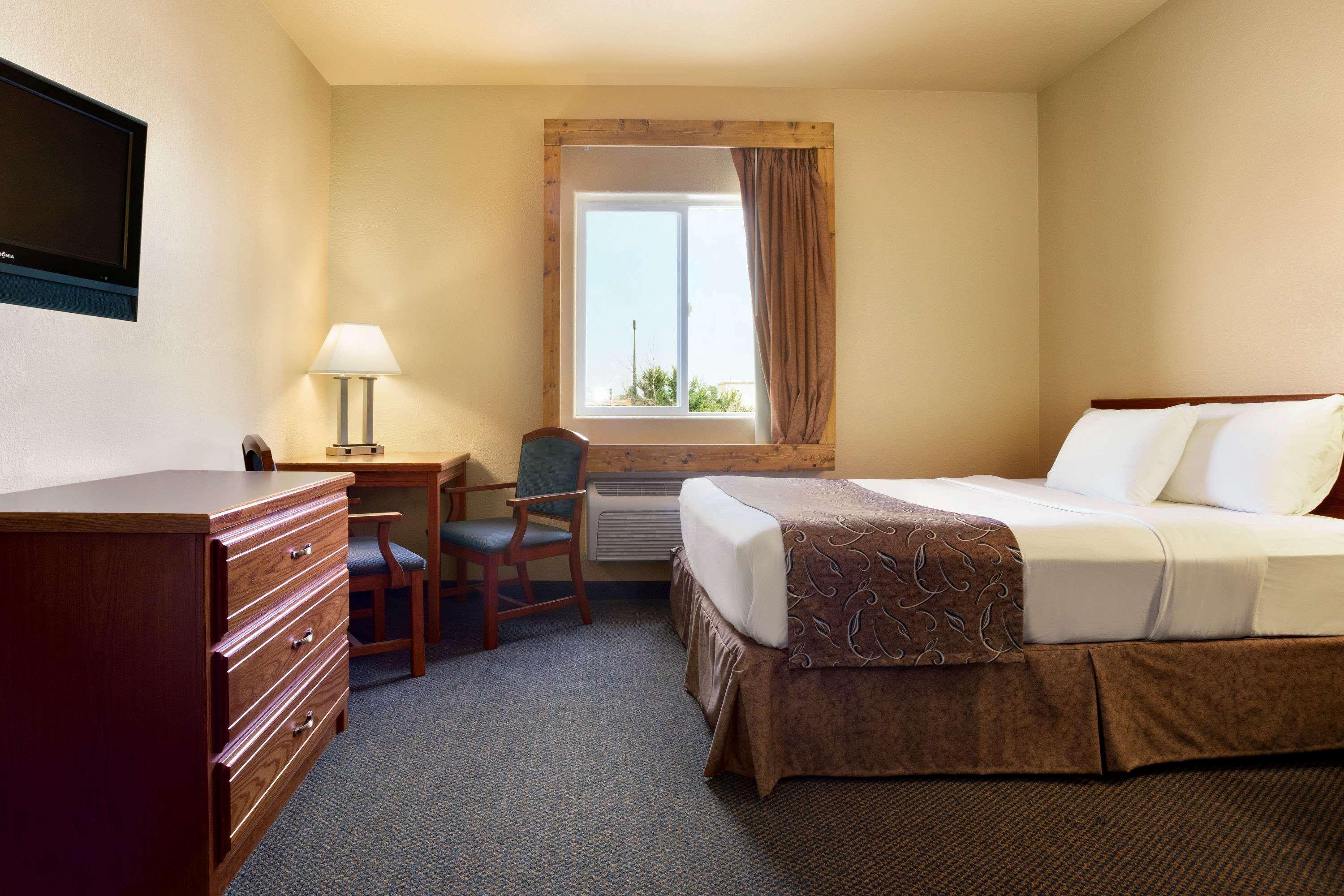 Travelodge By Wyndham Gillette Zewnętrze zdjęcie
